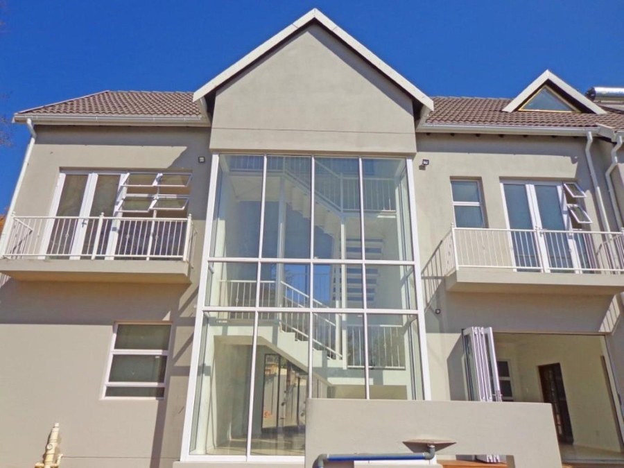 5 Bedroom Property for Sale in Bryanston Gauteng