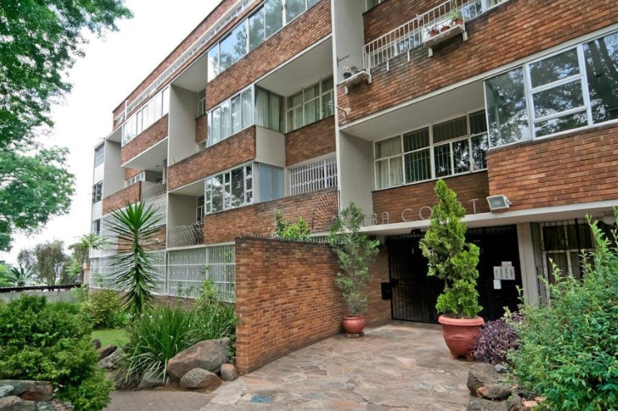 1 Bedroom Property for Sale in Cyrildene Gauteng