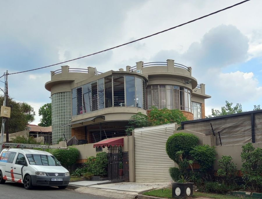 4 Bedroom Property for Sale in Orange Grove Gauteng