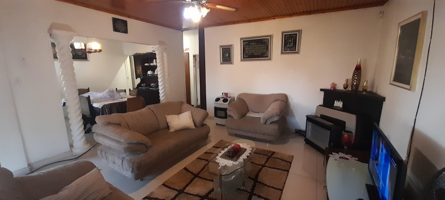 3 Bedroom Property for Sale in Lenasia Gauteng