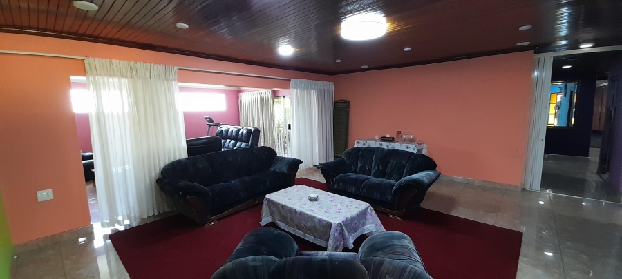 4 Bedroom Property for Sale in Lenasia Gauteng