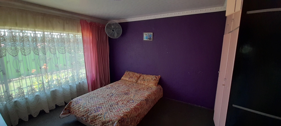 4 Bedroom Property for Sale in Lenasia Gauteng