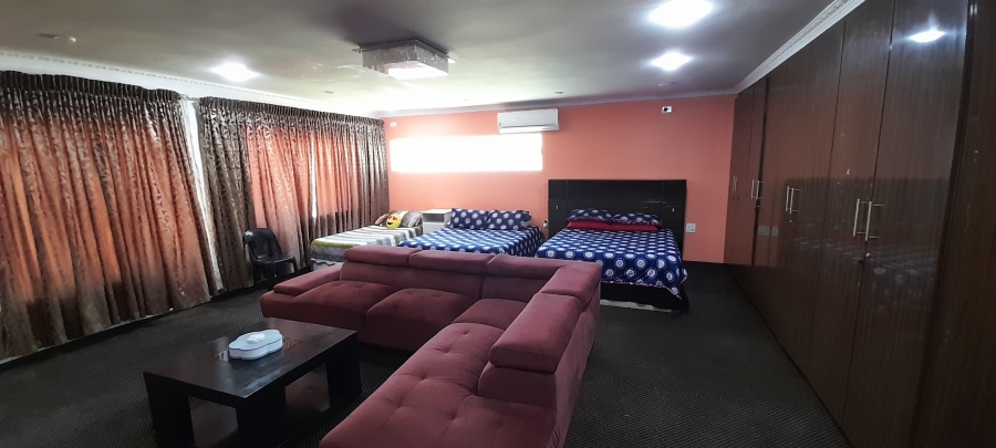 4 Bedroom Property for Sale in Lenasia Gauteng