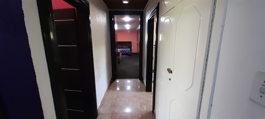 4 Bedroom Property for Sale in Lenasia Gauteng