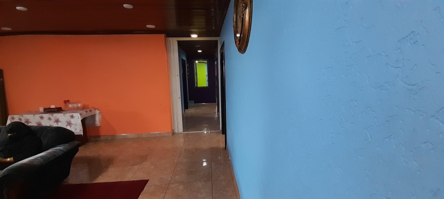 4 Bedroom Property for Sale in Lenasia Gauteng