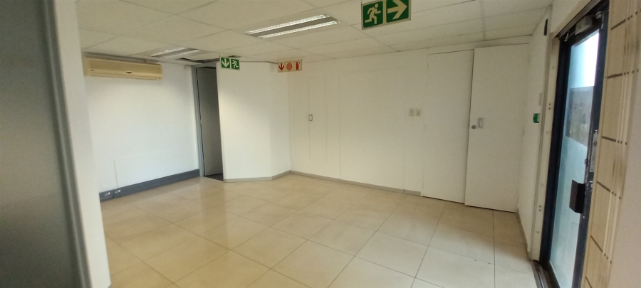 To Let Commercial Property for Rent in Randjespark Gauteng