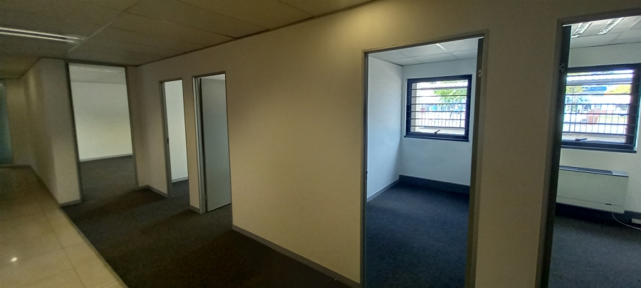 To Let Commercial Property for Rent in Randjespark Gauteng