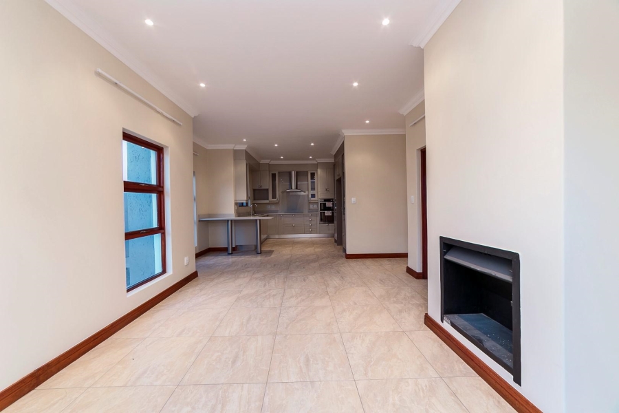 3 Bedroom Property for Sale in Petervale Gauteng