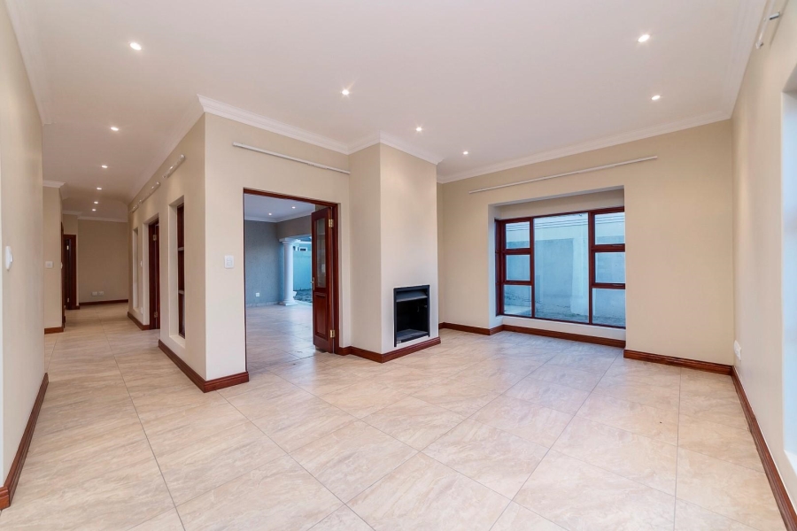3 Bedroom Property for Sale in Petervale Gauteng