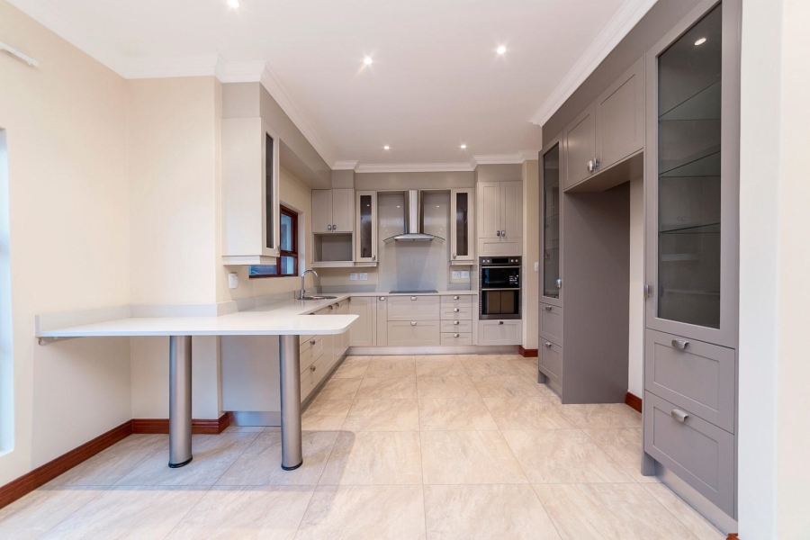 3 Bedroom Property for Sale in Petervale Gauteng