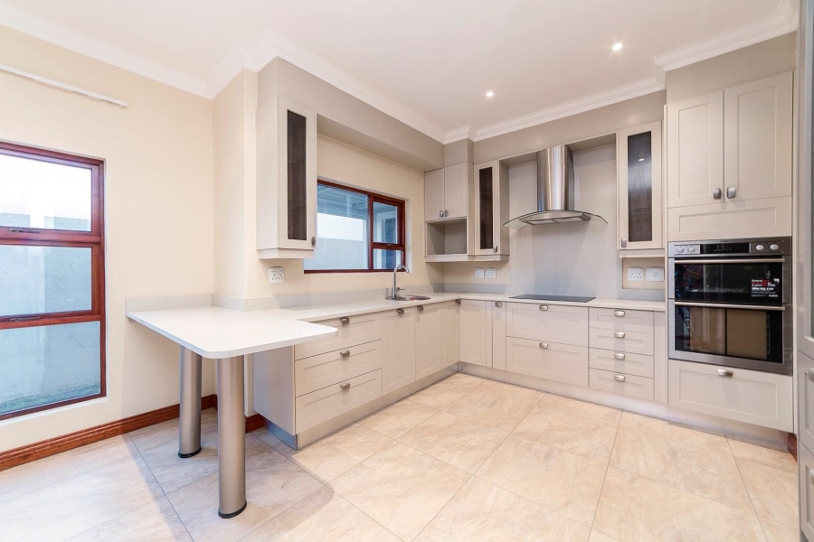 3 Bedroom Property for Sale in Petervale Gauteng