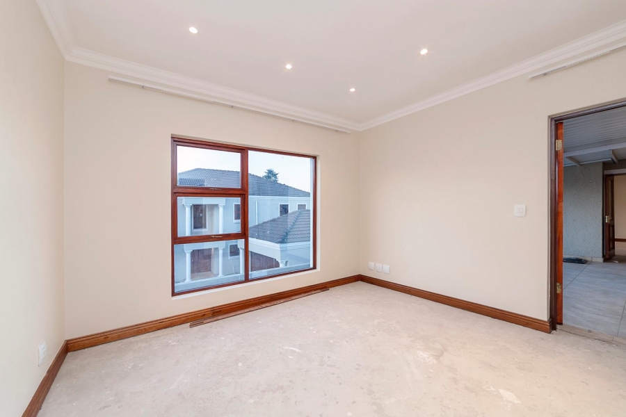 3 Bedroom Property for Sale in Petervale Gauteng
