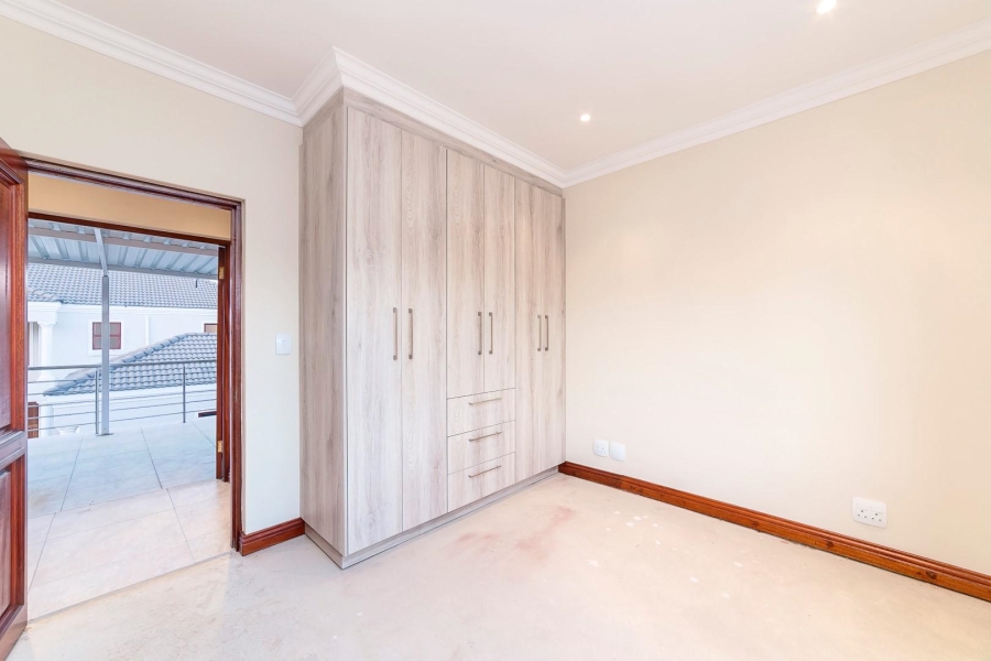 3 Bedroom Property for Sale in Petervale Gauteng