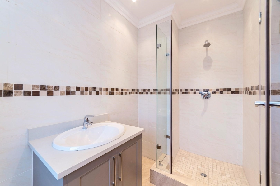 3 Bedroom Property for Sale in Petervale Gauteng