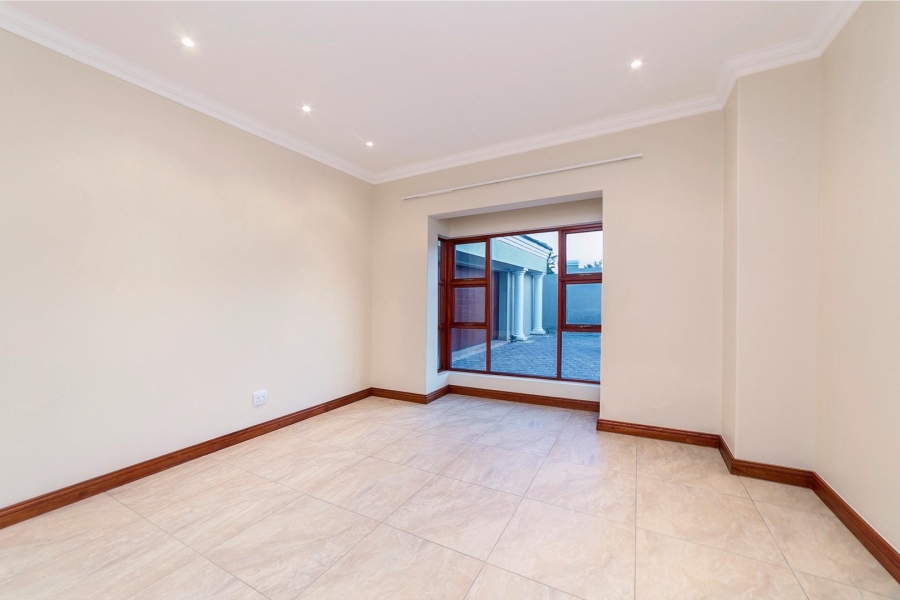 3 Bedroom Property for Sale in Petervale Gauteng