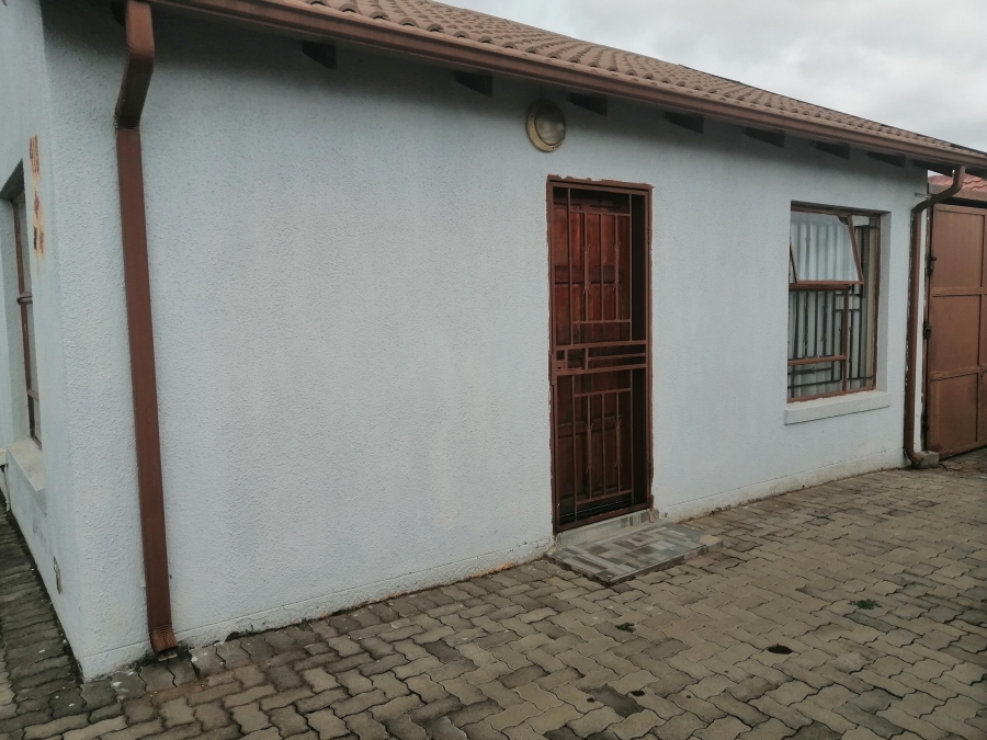 2 Bedroom Property for Sale in Soshanguve B Gauteng