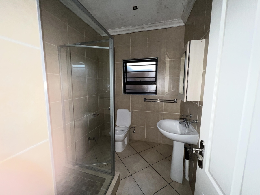 16 Bedroom Property for Sale in Marlboro Gardens Gauteng
