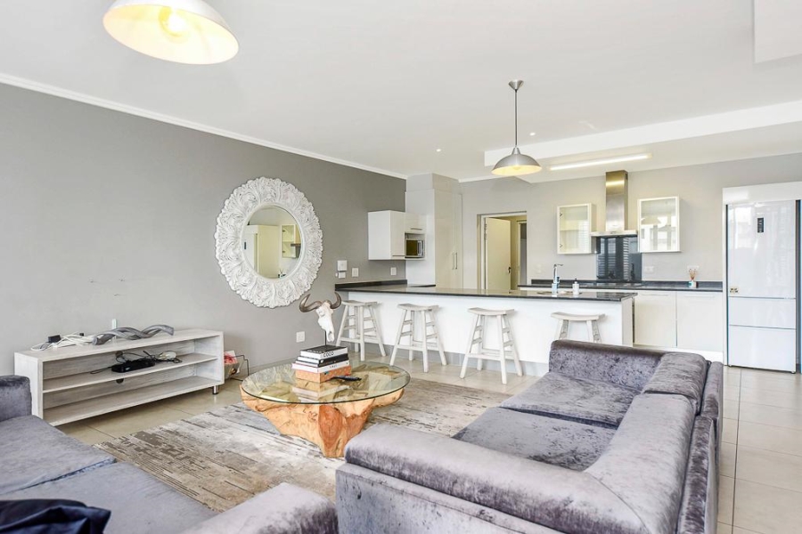 3 Bedroom Property for Sale in Hurlingham Gauteng