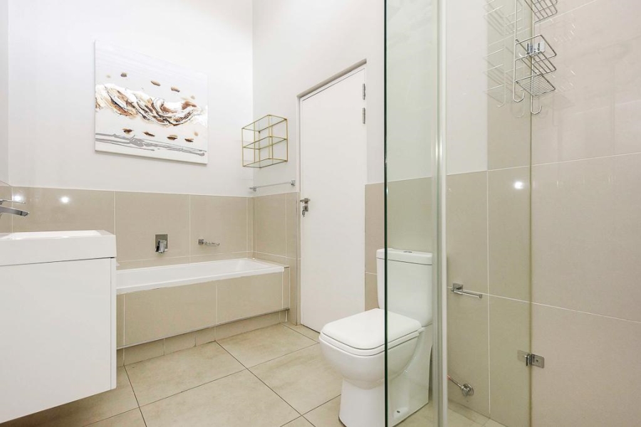 3 Bedroom Property for Sale in Hurlingham Gauteng