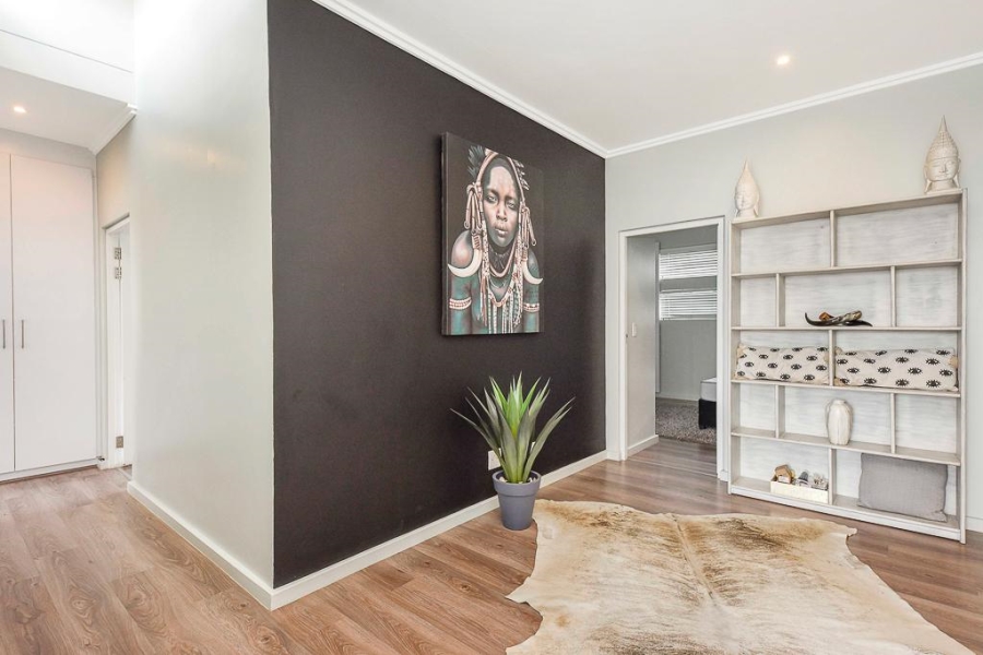 3 Bedroom Property for Sale in Hurlingham Gauteng