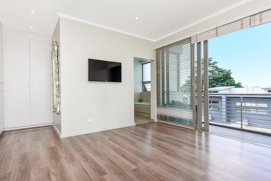 3 Bedroom Property for Sale in Hurlingham Gauteng