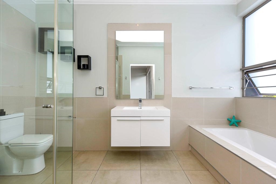 3 Bedroom Property for Sale in Hurlingham Gauteng