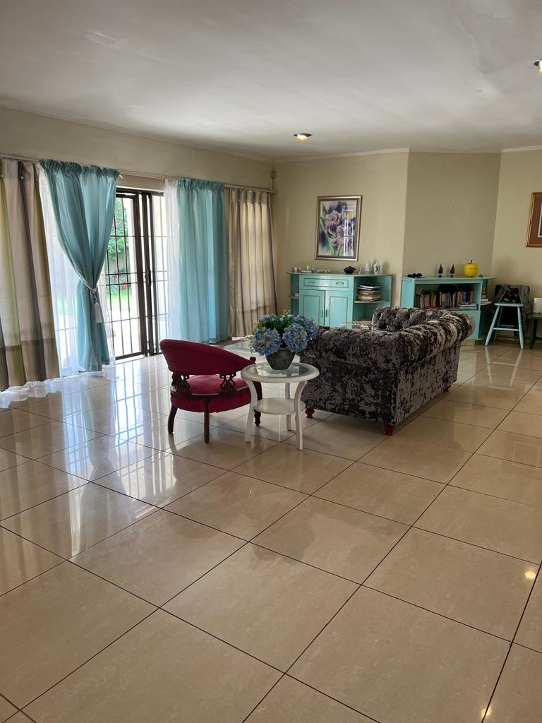 6 Bedroom Property for Sale in Bedfordview Gauteng