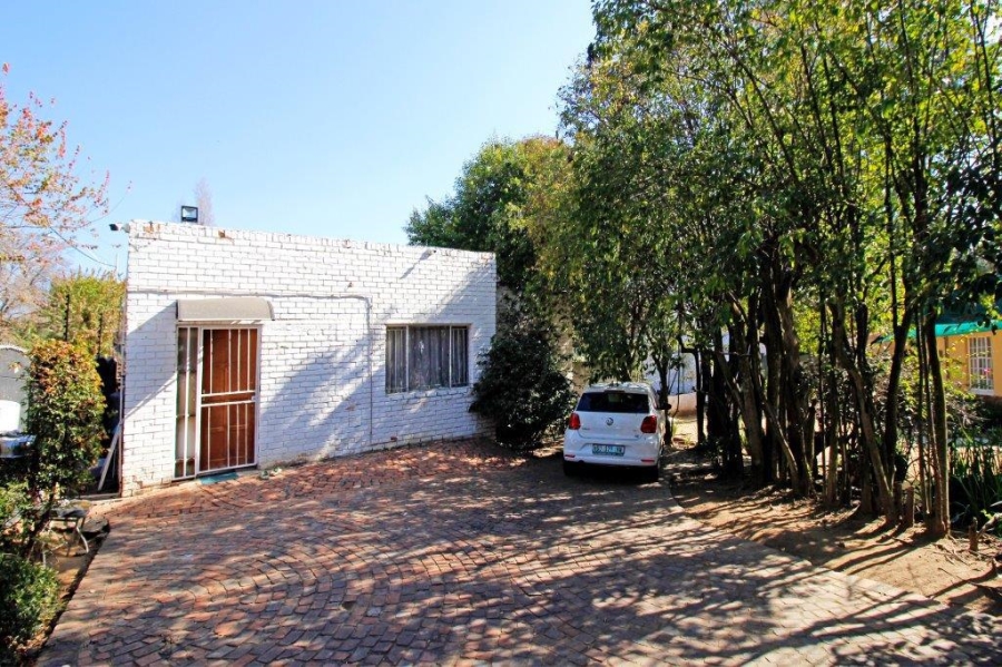 Commercial Property for Sale in Kew Gauteng