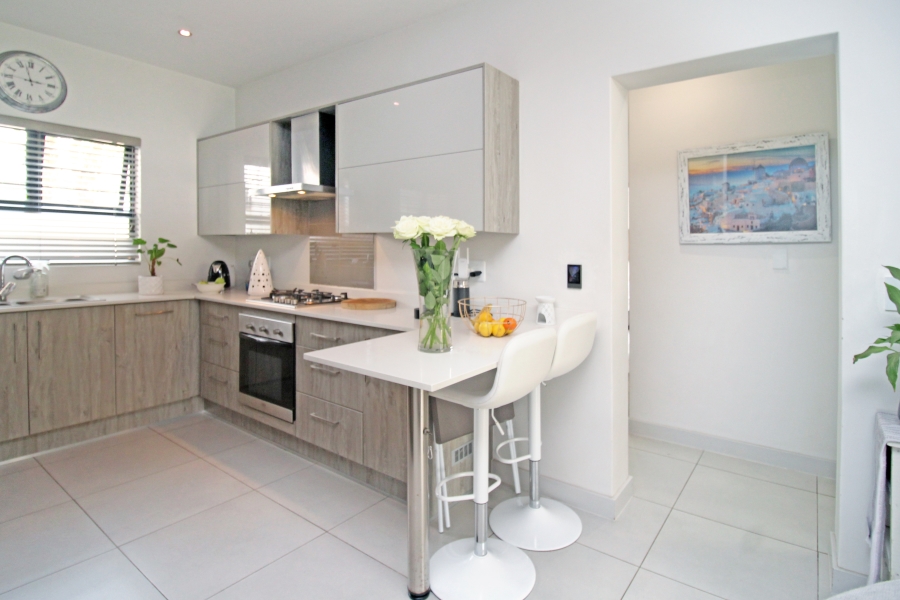 3 Bedroom Property for Sale in Broadacres Gauteng