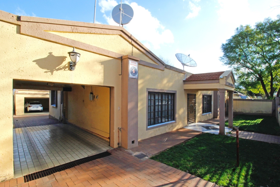 3 Bedroom Property for Sale in Crosby Gauteng