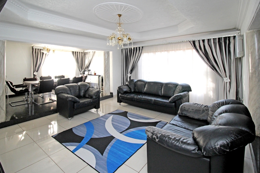 3 Bedroom Property for Sale in Crosby Gauteng