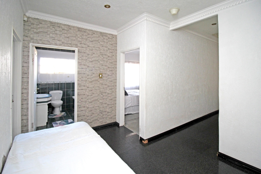 3 Bedroom Property for Sale in Crosby Gauteng