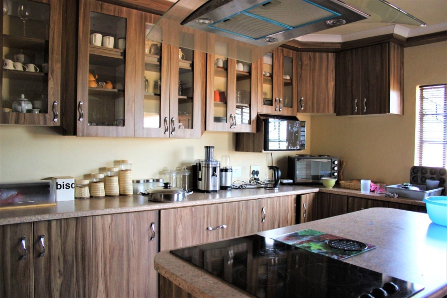 5 Bedroom Property for Sale in Rayton Gauteng