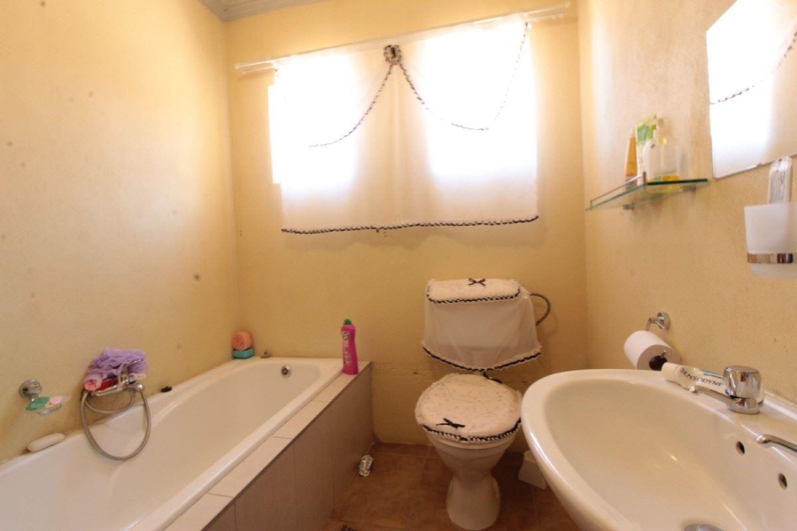 5 Bedroom Property for Sale in Rayton Gauteng