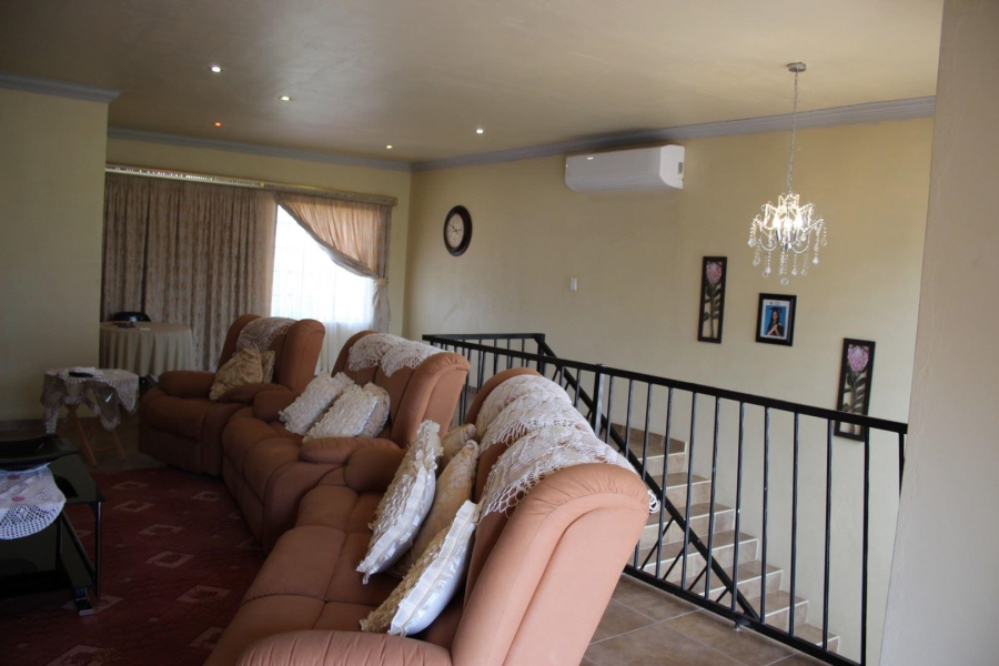 5 Bedroom Property for Sale in Rayton Gauteng