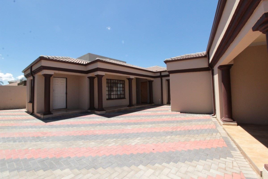 5 Bedroom Property for Sale in Rayton Gauteng