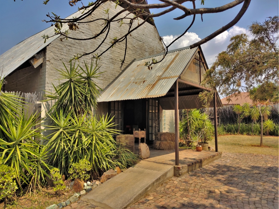 4 Bedroom Property for Sale in Zwavelpoort Gauteng