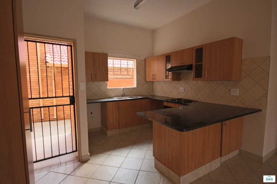 3 Bedroom Property for Sale in Elardus Park Gauteng