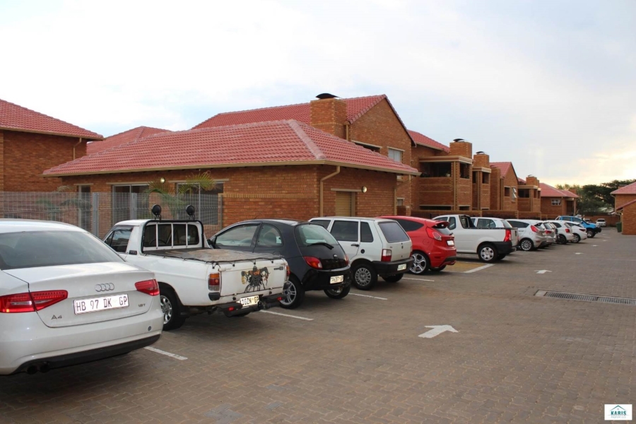 3 Bedroom Property for Sale in Elardus Park Gauteng