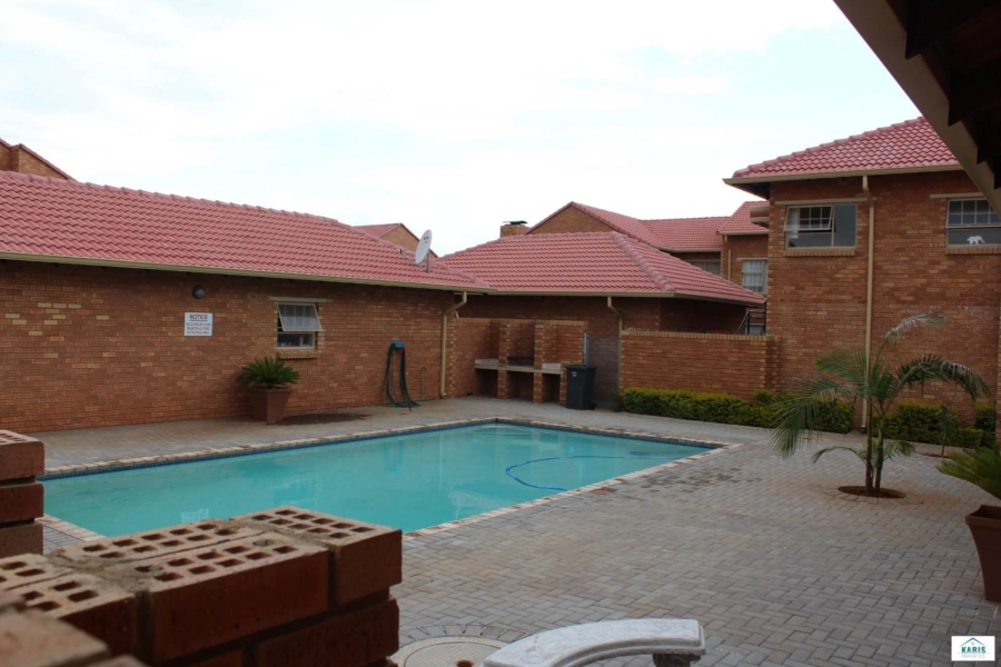 3 Bedroom Property for Sale in Elardus Park Gauteng