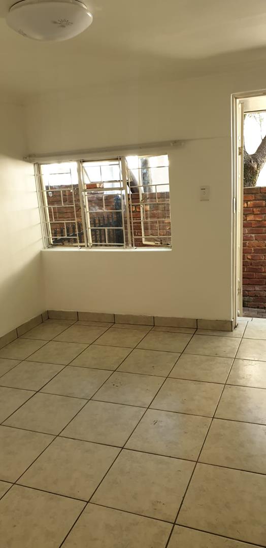 To Let 1 Bedroom Property for Rent in Murrayfield Gauteng