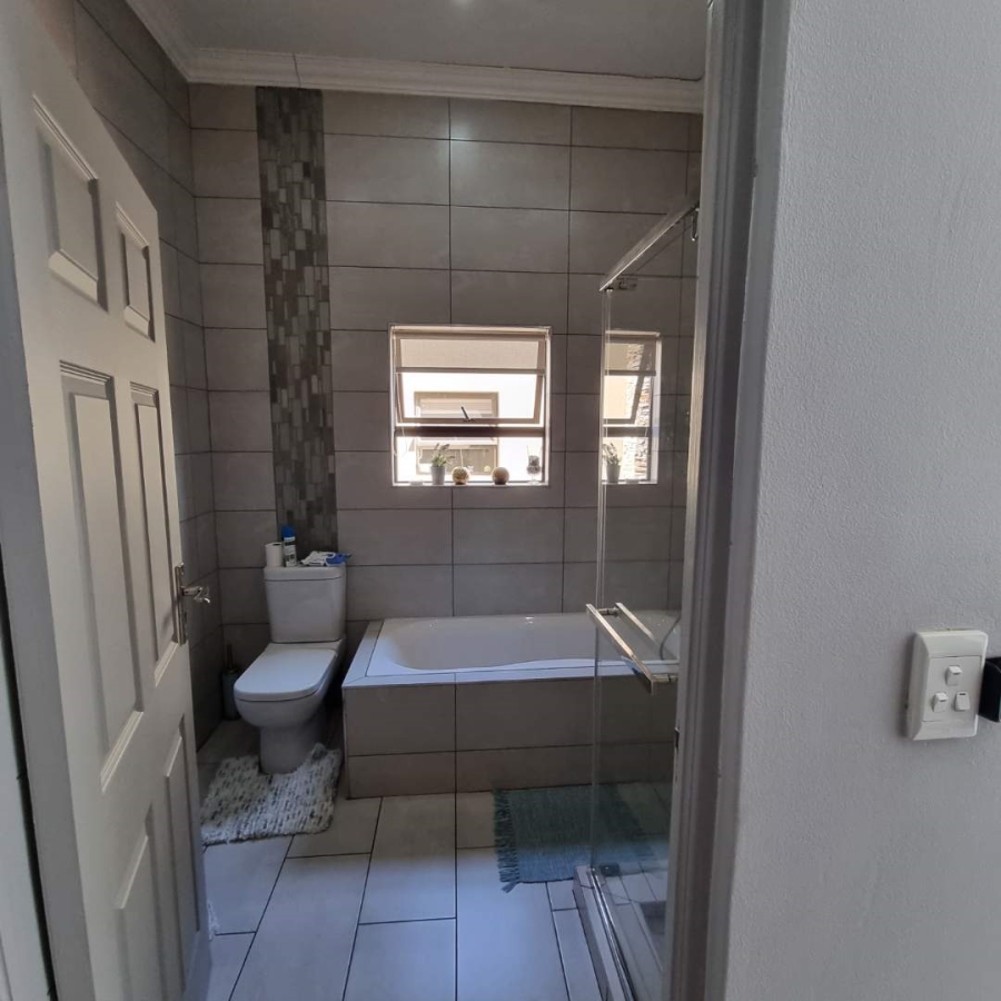 4 Bedroom Property for Sale in Meyersdal Eco Estate Gauteng