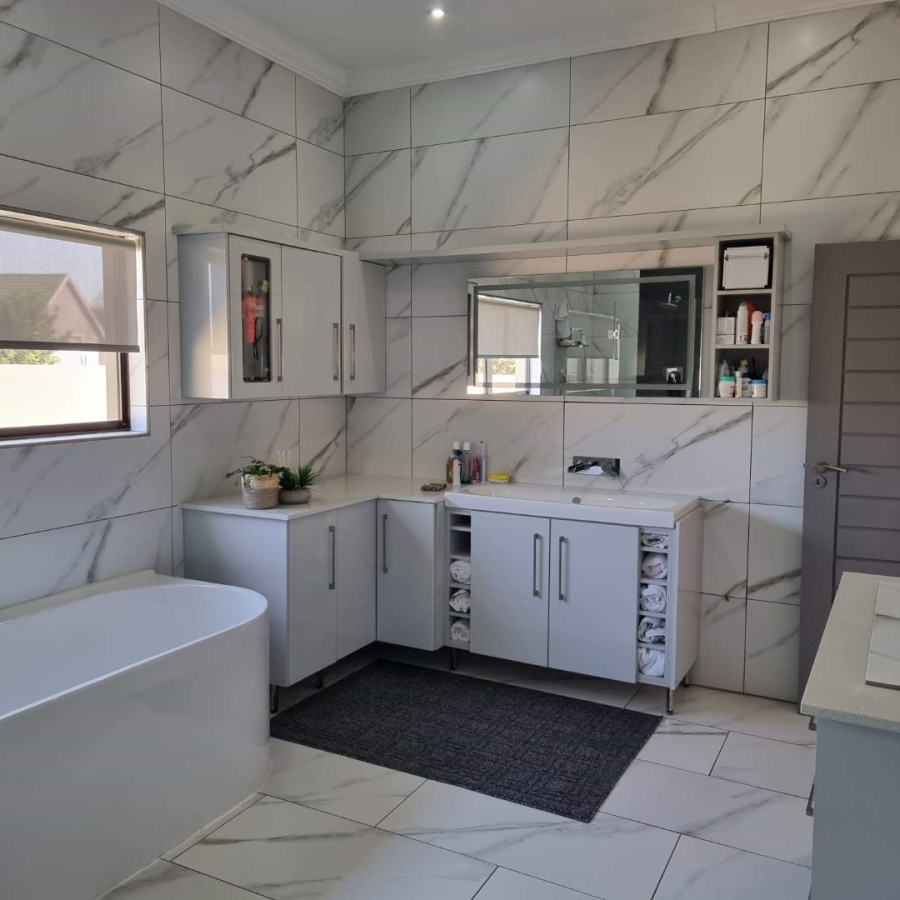 4 Bedroom Property for Sale in Meyersdal Eco Estate Gauteng