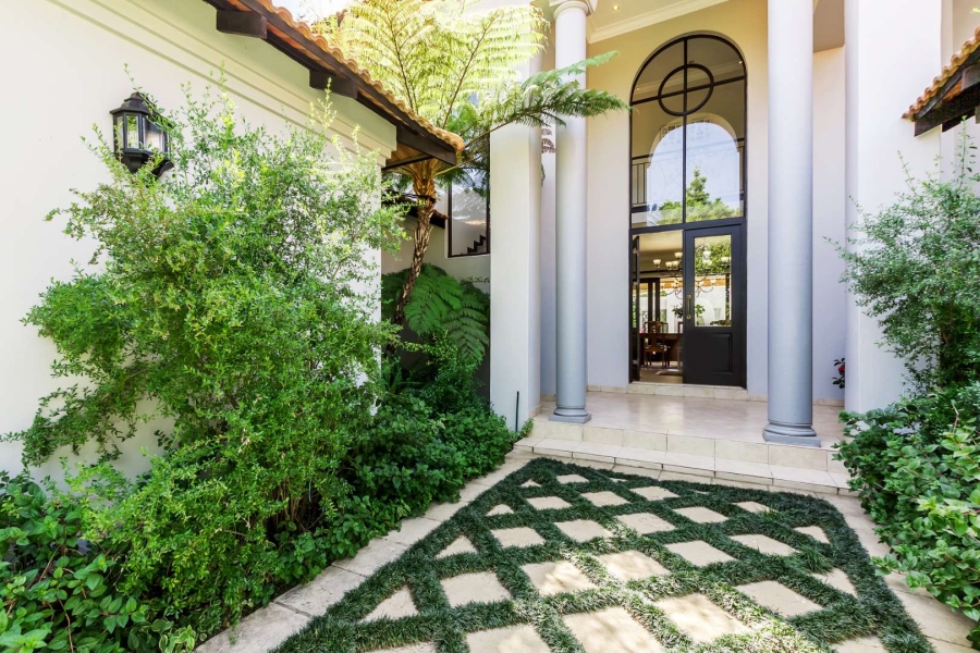 5 Bedroom Property for Sale in Dainfern Valley Gauteng