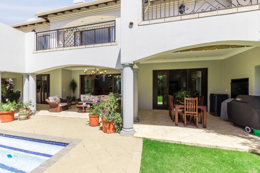 5 Bedroom Property for Sale in Dainfern Valley Gauteng