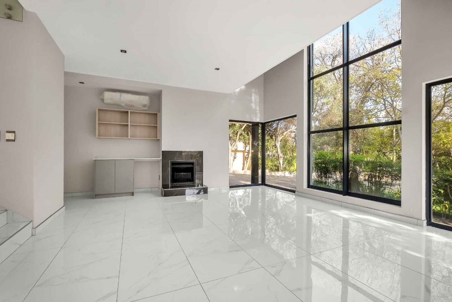 4 Bedroom Property for Sale in Dainfern Golf Estate Gauteng