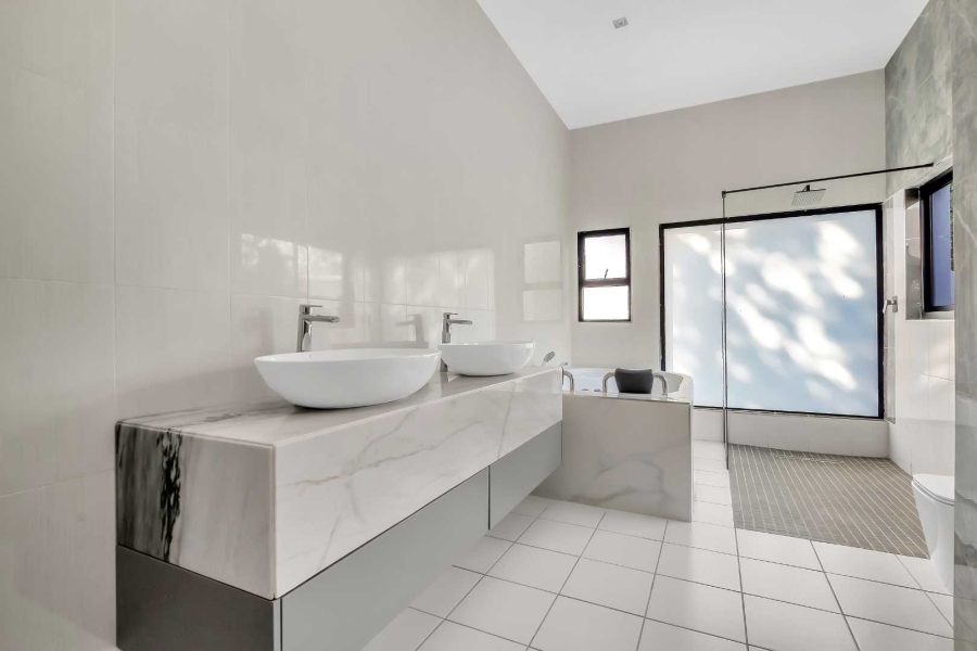 4 Bedroom Property for Sale in Dainfern Golf Estate Gauteng