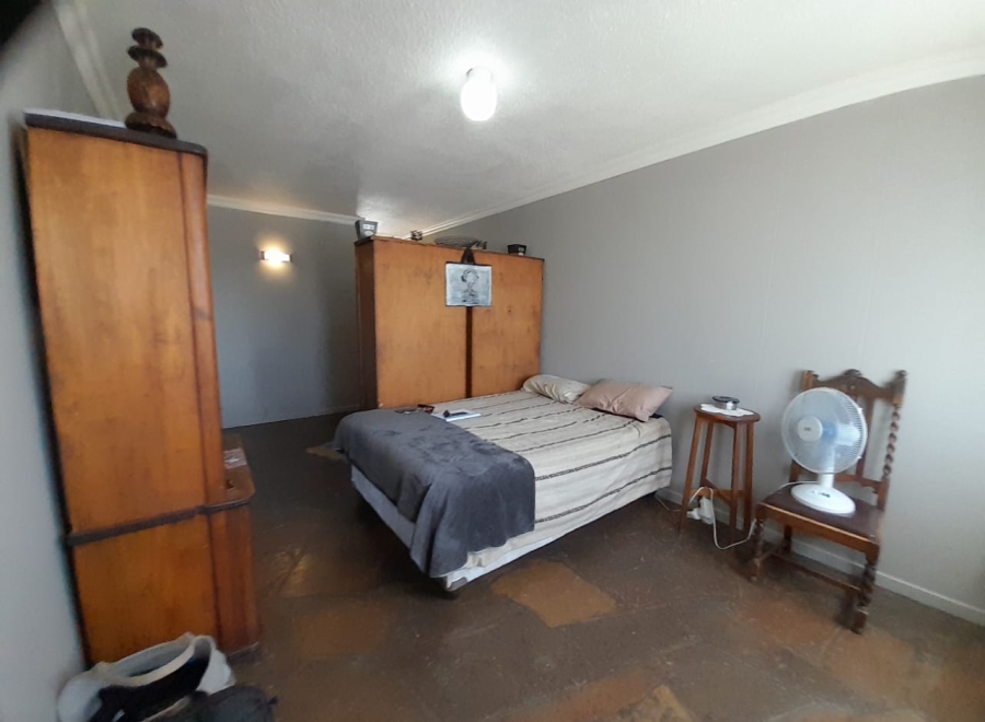 2 Bedroom Property for Sale in Gezina Gauteng