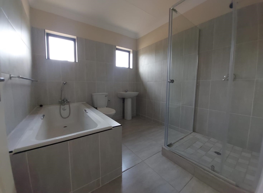 3 Bedroom Property for Sale in Amandasig Gauteng