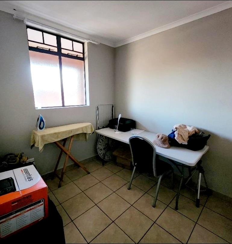 2 Bedroom Property for Sale in Kibler Park Gauteng